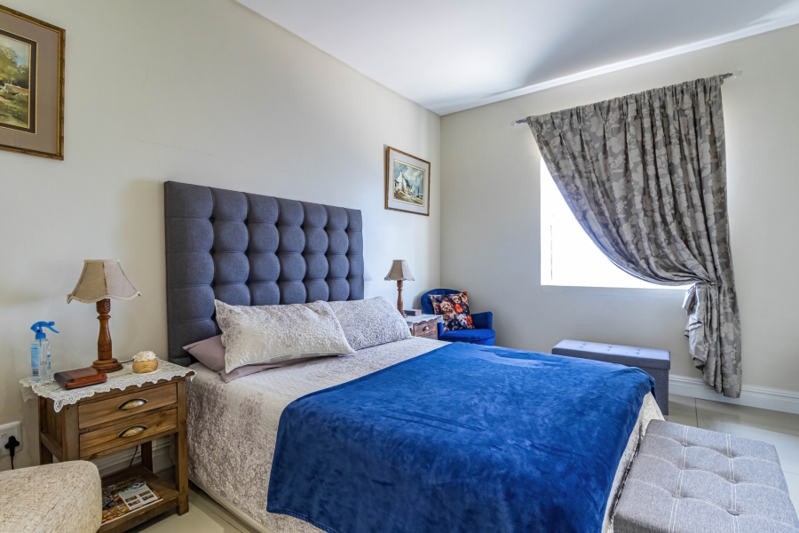 3 Bedroom Property for Sale in Yzerfontein Western Cape